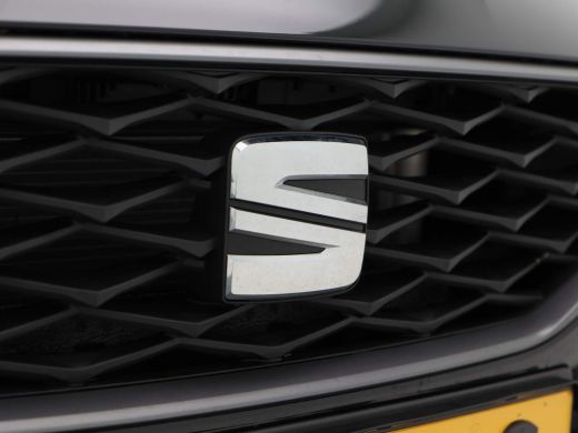Seat Leon Sportstourer 1.5 TSI e-Hybrid FR PHEV First Edition Adaptive Cruise | Carplay| Camera | Privacy Glas | Parkeer... ActivLease financial lease