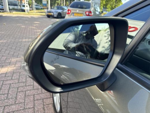 Suzuki Swace 1.8 Hybrid Style | 06-10141018 Voor meer informatie ActivLease financial lease