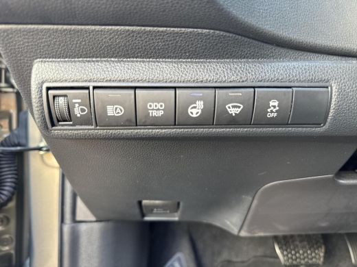 Suzuki Swace 1.8 Hybrid Style | 06-10141018 Voor meer informatie ActivLease financial lease