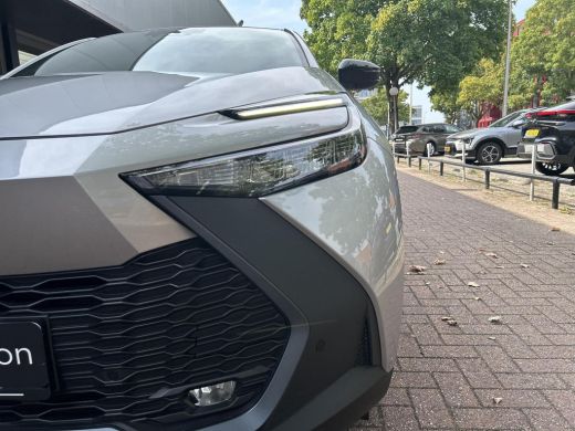Toyota C-HR 1.8 Hybrid 140 Dynamic Ultimate ActivLease financial lease