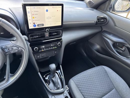 Toyota Yaris Cross 1.5 Hybrid 115 Dynamic Ultimate | 06-10141018 Voor meer informatie ActivLease financial lease