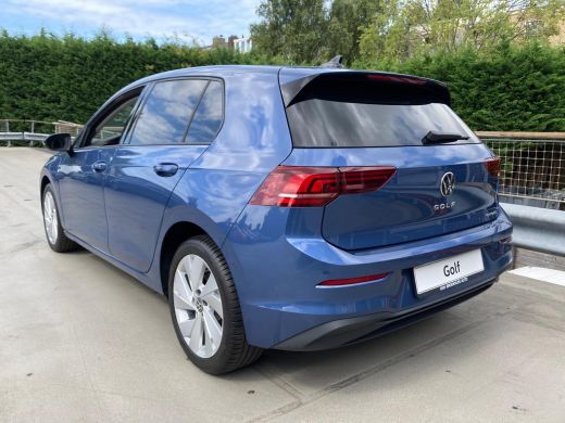 Volkswagen Golf Life Edition eHybrid | 'App-Connect' draadloze smartphone integratie | Achterbank in ongelijke de... ActivLease financial lease