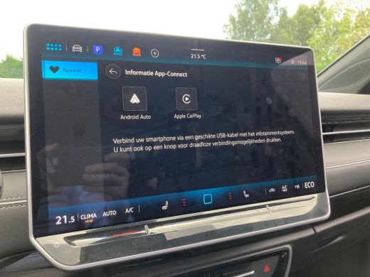 Volkswagen ID.7 Pro Business | Achterbank in ongelijke delen neerklapbaar incl. middenarmsteun en doorlaadmogelij... ActivLease financial lease