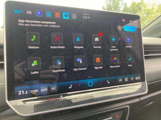 Volkswagen ID.7 Pro Business | Achterbank in ongelijke delen neerklapbaar incl. middenarmsteun en doorlaadmogelij... ActivLease financial lease