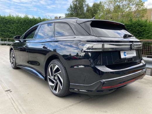 Volkswagen ID.7 Pro Business | Achterbank in ongelijke delen neerklapbaar incl. middenarmsteun en doorlaadmogelij... ActivLease financial lease