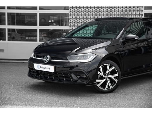 Volkswagen Polo 1.0 TSI DSG R-Line | Panorama Dak | Camera | | Achteruitrijcamera | Elektrisch glazen panorama-dak ActivLease financial lease