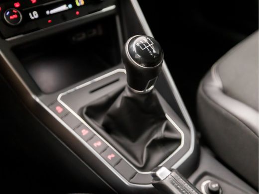 Volkswagen Polo 1.0 TSI R-Line Sport (VIRTUAL COCKPIT, LEDER, APPLE CARPLAY, CLIMATE, ZWART HEMEL, ADAPTIVE CRUIS... ActivLease financial lease