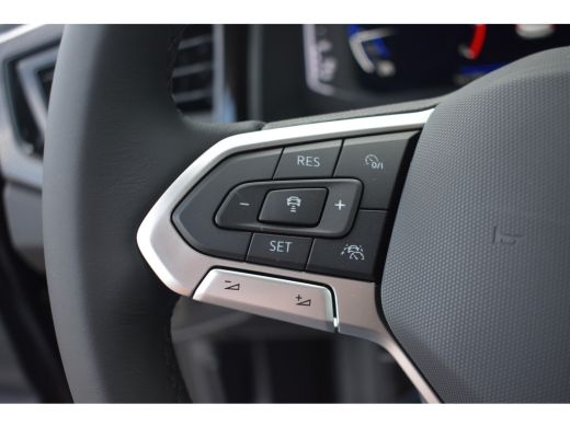 Volkswagen Polo Life Edition | 'App-Connect' draadloze smartphone integratie | Airconditioning automatisch (Clima... ActivLease financial lease