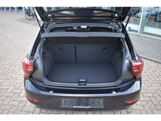 Volkswagen Polo Life Edition | 'App-Connect' draadloze smartphone integratie | Airconditioning automatisch (Clima... ActivLease financial lease