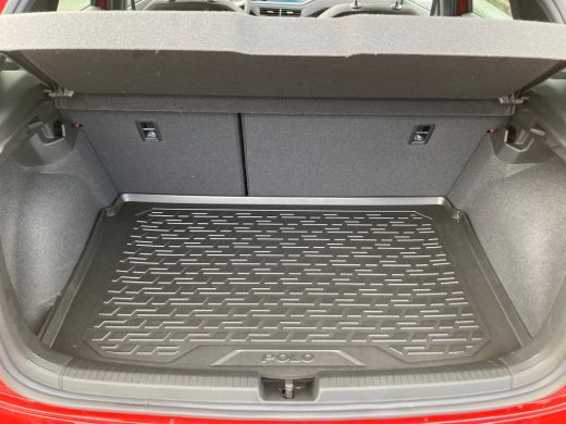 Volkswagen Polo R-Line Edition | 'App-Connect' draadloze smartphone integratie | Achterlichten LED | Afstandscont... ActivLease financial lease