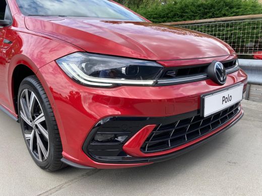 Volkswagen Polo R-Line Edition | 'App-Connect' draadloze smartphone integratie | Achterlichten LED | Afstandscont... ActivLease financial lease
