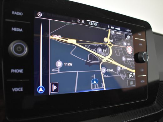 Volkswagen T-Cross Life Edition | 'App-Connect' draadloze smartphone integratie | Achterlichten LED | Afstandscontro... ActivLease financial lease