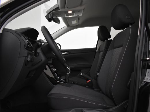 Volkswagen T-Cross Life Edition | 'App-Connect' draadloze smartphone integratie | Achterlichten LED | Afstandscontro... ActivLease financial lease