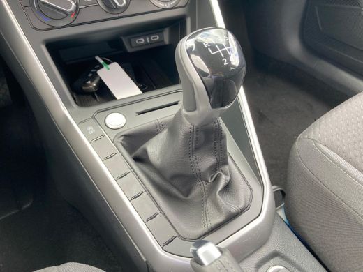 Volkswagen Taigo Life Edition Inclusief €2000,- inruilvoordeel | 'App-Connect' smartphone integratie | 'We Connect... ActivLease financial lease