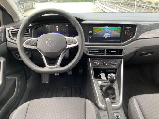 Volkswagen Taigo Life Edition Inclusief €2000,- inruilvoordeel | 'App-Connect' smartphone integratie | 'We Connect... ActivLease financial lease
