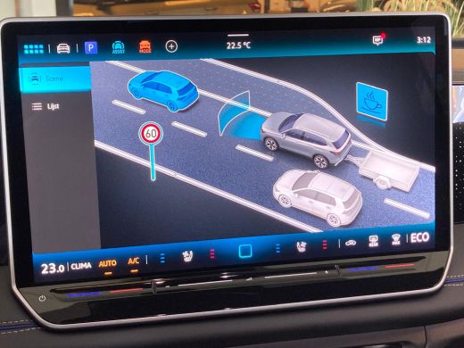 Volkswagen Tiguan R-Line Edition - eHybrid | 'App-Connect' draadloze smartphone integratie | Automatische afstandsr... ActivLease financial lease