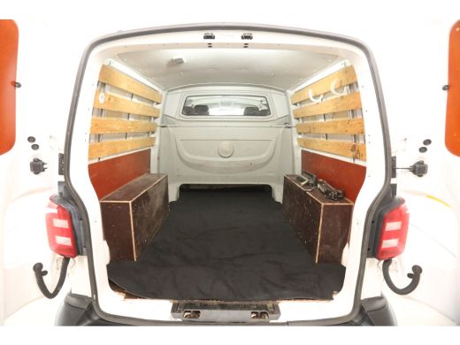 Volkswagen Transporter 2.0 TDI L2H1 | Dubbele Cabine | 5 Persoons | Airco Cruise PDC Trekhaak ActivLease financial lease