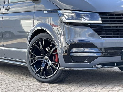 Volkswagen Transporter 6-Pers 2.0 TDI L2H1 DC Bulli Leer Cam Trekhaak Lang 6 Persoons Dubbele Cabine ActivLease financial lease