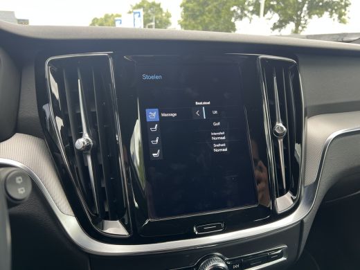 Volvo  V60 T8 Recharge AWD R-Design | Stoel Massage & Ventilatie | Harman Kardon | Trekhaak | Stoel en stuur... ActivLease financial lease