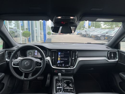 Volvo  V60 T8 Recharge AWD R-Design | Stoel Massage & Ventilatie | Harman Kardon | Trekhaak | Stoel en stuur... ActivLease financial lease