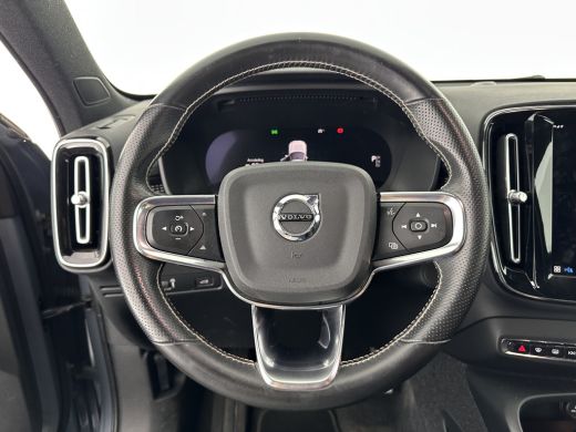 Volvo  XC40 Recharge P8 AWD R-Design [ 3-Fase ] {SOH-89%} (INCL-BTW) *LEATHER-ALCANTARA | DIGI-COCKPIT | FULL... ActivLease financial lease