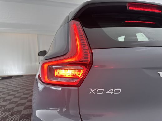 Volvo  XC40 Recharge P8 AWD R-Design [ 3-Fase ] {SOH-89%} (INCL-BTW) *LEATHER-ALCANTARA | DIGI-COCKPIT | FULL... ActivLease financial lease
