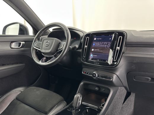 Volvo  XC40 Recharge P8 AWD R-Design [ 3-Fase ] {SOH-89%} (INCL-BTW) *LEATHER-ALCANTARA | DIGI-COCKPIT | FULL... ActivLease financial lease