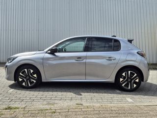 Peugeot 208 Hybrid 100PK e-DCS6 Allure | Automaat| Stoelverwarming | Camera | Navigatie | Apple carplay / And...