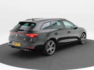 Seat Leon Sportstourer 1.5 TSI e-Hybrid FR PHEV First Edition Adaptive Cruise | Carplay| Camera | Privacy Glas | Parkeer...