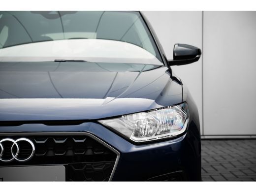 Audi A1 Sportback Sportback Advanced edition Parkeersensoren Voor + Achter | LED Achterlichten | Cruise Control | r... ActivLease financial lease