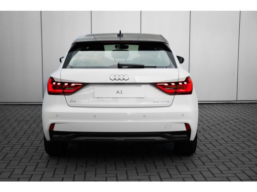 Audi A1 Sportback Sportback Advanced edition Parkeersensoren Voor + Achter | LED Achterlichten | Cruise Control | r... ActivLease financial lease