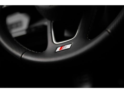 Audi A3 Sportback A3 S-Edition 40 TFSI-e 204pk | Alcantara | Keyless | Matrix | ActivLease financial lease