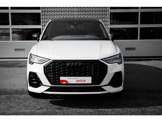 Audi Q3 45 TFSI e 245pk S edition | Panoramadak | 20" | 360 Camera | Trekhaak | Stoelen Elektrisch ActivLease financial lease
