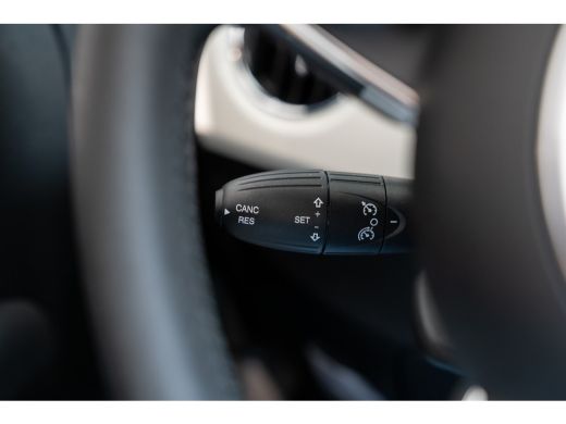 Fiat 500C 1.0 Cabrio Hybrid Dolcevita Finale | Parkeersensoren | Apple Carplay & Android Auto | Cruise Cont... ActivLease financial lease