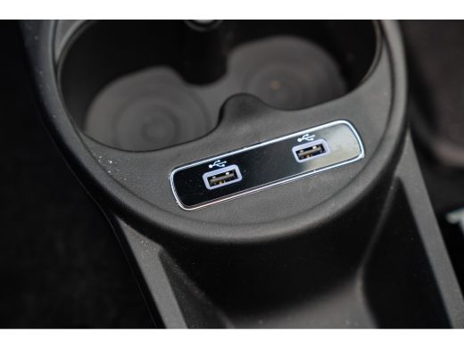 Fiat 500C 1.0 Cabrio Hybrid Dolcevita Finale | Parkeersensoren | Apple Carplay & Android Auto | Cruise Cont... ActivLease financial lease