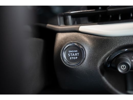 Fiat 600 1.2 Turbo 145PK Hybrid Urban | Camera | Parkeersensoren Voor & Achter | Keyless | Dodehoek | Appl... ActivLease financial lease