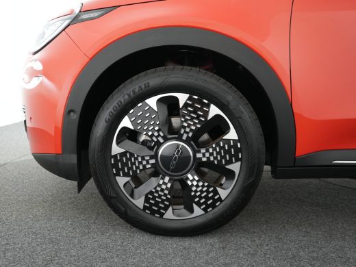 Fiat 600 La Prima 54 kWh | Achteruitrijcamera | Airco (automatisch) | Apple Carplay/Android Auto|telefooni... ActivLease financial lease