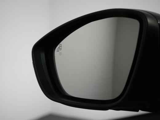 Fiat 600 La Prima 54 kWh | Achteruitrijcamera | Airco (automatisch) | Apple Carplay/Android Auto|telefooni... ActivLease financial lease