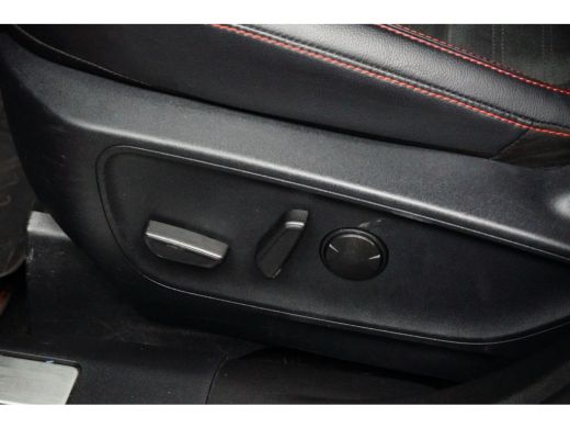 Ford Kuga 2.5 PHEV ST-Line X | Trekhaak | Adapt. Cruise | Elektr. klep | Standkachel | B&O audio | Winter-p... ActivLease financial lease