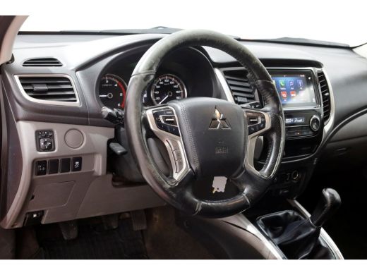 Mitsubishi L200 2.4 DI-D 180pk Club Cab Intense 4x4 High/Low Gearing + Diff. Lock 12-2018 ActivLease financial lease