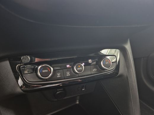 Opel Corsa 1.2 Elegance ActivLease financial lease