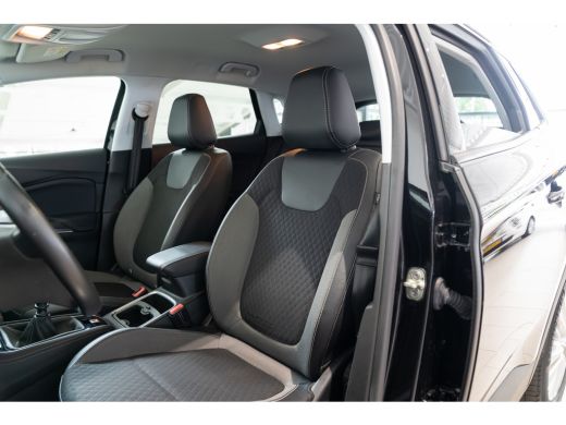 Opel Grandland X 1.2 Turbo 130PK Innovation | Camera | Navigatie | Parkeersensoren Voor & Achter | Climate Control... ActivLease financial lease