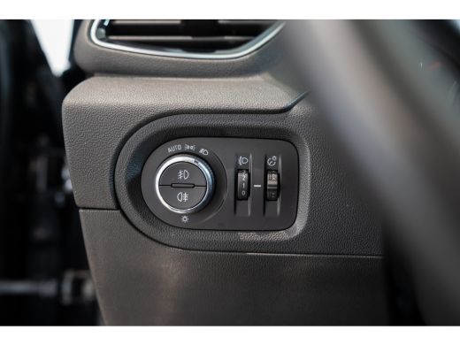 Opel Grandland X 1.2 Turbo 130PK Innovation | Camera | Navigatie | Parkeersensoren Voor & Achter | Climate Control... ActivLease financial lease