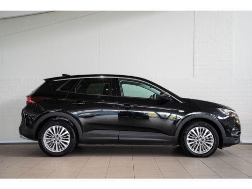 Opel Grandland X 1.2 Turbo 130PK Innovation | Camera | Navigatie | Parkeersensoren Voor & Achter | Climate Control... ActivLease financial lease