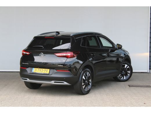 Opel Grandland X 1.2 Turbo Innovation | Achterbank in delen neerklapbaar | Achteruitrijcamera | Alarm klasse 1(sta... ActivLease financial lease