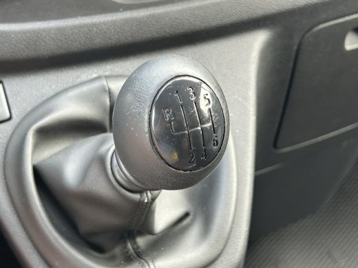 Opel Vivaro 1.6 CDTI 126 PK / L1H1 / 1e EIG. / AIRCO / CRUISE / CAMERA / TREKHAAK / BLUETOOTH ActivLease financial lease