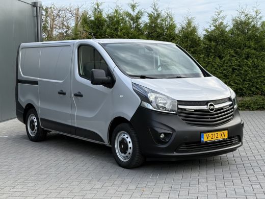 Opel Vivaro 1.6 CDTI 126 PK / L1H1 / 1e EIG. / AIRCO / CRUISE / NAVI / CAMERA / DAB ActivLease financial lease