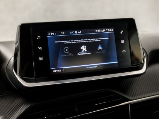 Peugeot 2008 1.2 PureTech Sport Automaat (APPLE CARPLAY, GROOT NAVI, LM VELGEN, SPORTSTOELEN, LED KOPLAMPEN, P... ActivLease financial lease