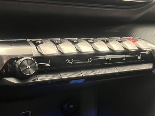 Peugeot 3008 1.2 PureTech 130PK Active Pack | Climate Controle | Cruise Controle | Achteruitrijcamera | Apple ... ActivLease financial lease