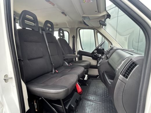 Peugeot Boxer 2.0 164 PK EURO 6 / PICK UP / OPEN LAADBAK / 49.917KM !! / 1e EIG. / 7-PERS DUBBELE CABINE / TREK... ActivLease financial lease